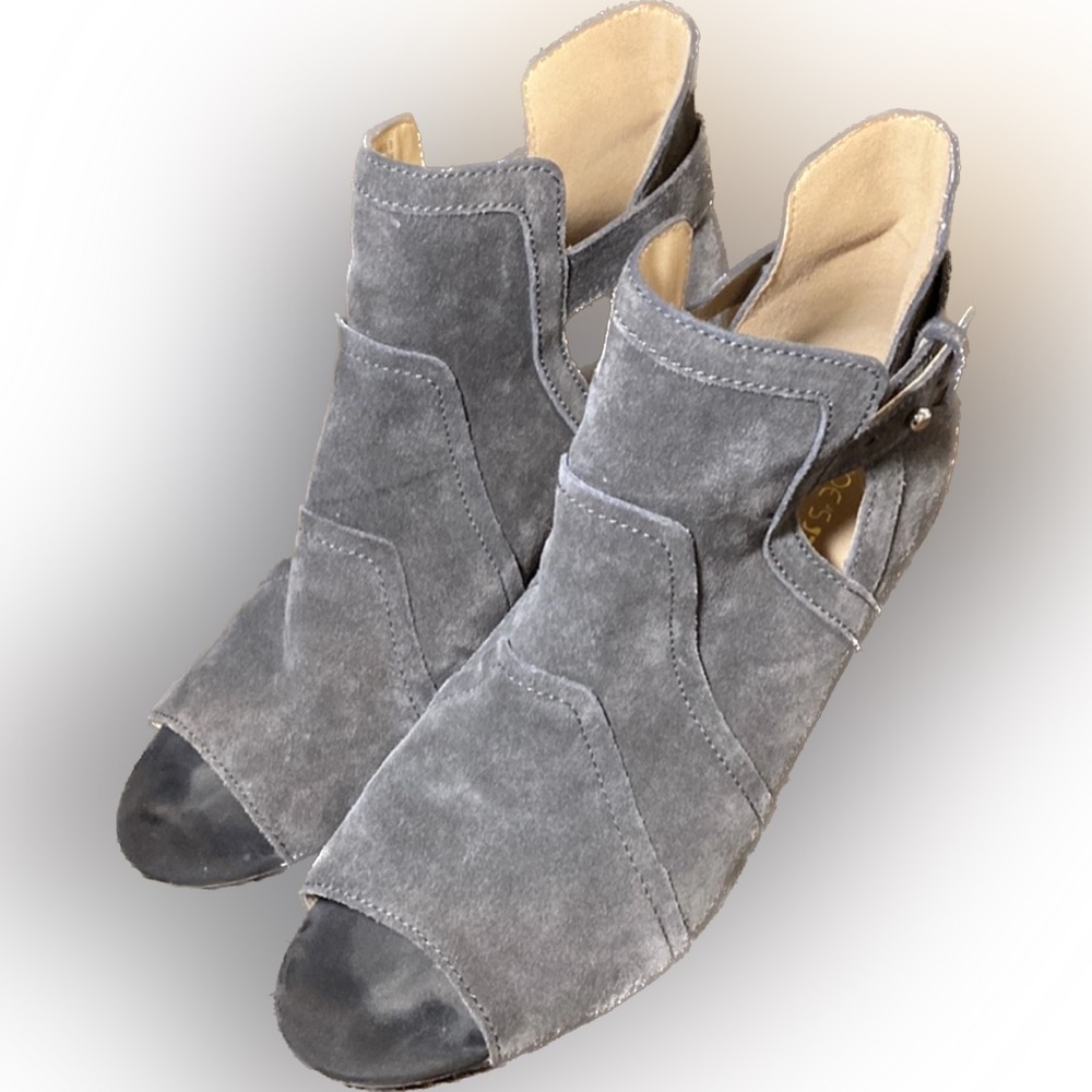 Joe’s Jeans Cassia Blocked Heel Suede Bootie In Dark Grey Size: 10 - Picture 2 of 10